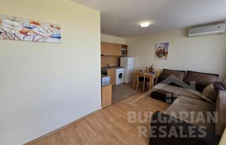 Светъл апартамент с мебели в „Nessebar Fort Club“ - Снимка 6