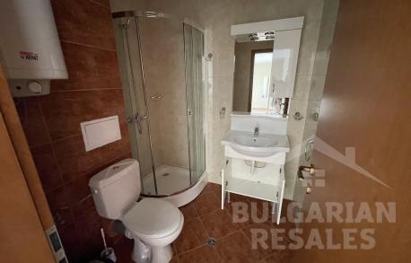 Изгодно! Тристаен апартамент в голям комплекс - Снимка 13