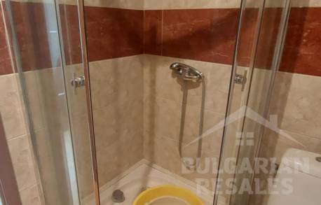 Уютно студио в комплекс с хубава територия - Снимка 12