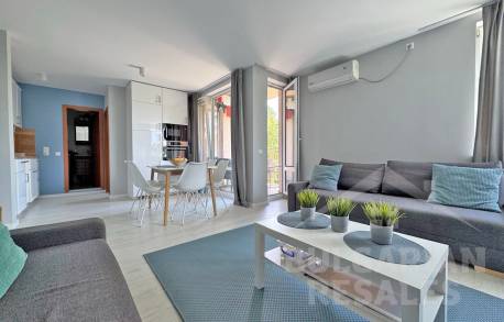 Nowocześnie wyremontowany apartament w Słonecznym Brzegu - Фото1