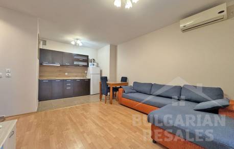 Отличен апартамент в „Nessebar Fort Club“ - Снимка 2