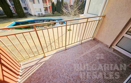 Добра цена! Апартамент с изглед към басейна в „Nessebar Fort Club“ - Снимка 11