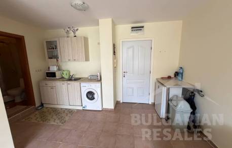 Вид на бассейн! Готовый апартамент в хорошем состоянии, комплекс 