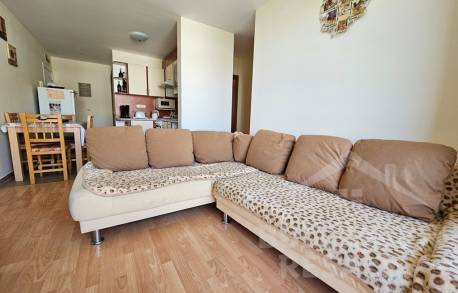 Výhodná kúpa! Byt s 2 spálňami a výhľadom na bazén - Фото2