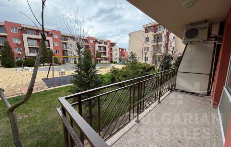 Вид на бассейн! Готовый апартамент в хорошем состоянии, комплекс 