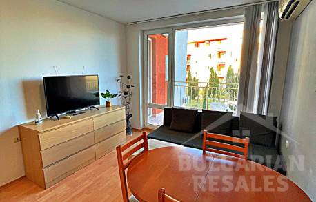 Готов апартамент за почивка и живот край морето - Снимка 4