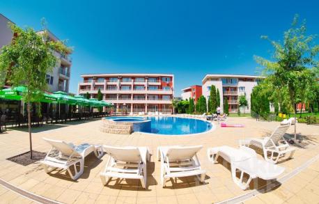 Спешна продажба на тристаен апартамент в Слънчев бряг - Снимка 13