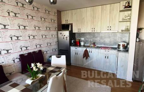 Апартамент в комплекс LifeStyle Deluxe с добро обзавеждане - Снимка 5