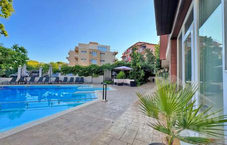 Просторни луксозни апартаменти с една спалня за продажба в „Omega Resort“ - Снимка 16