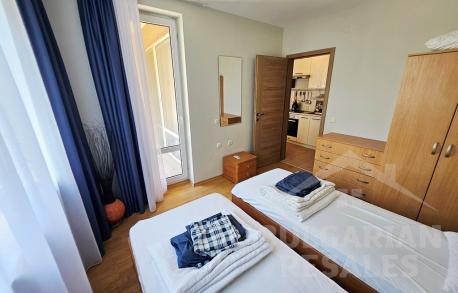 Byt v komplexe s veľkou zelenou plochou - Фото12