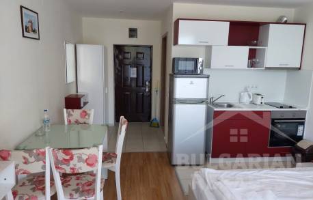 Студио с мебели във ваканционен комплекс Holiday Fort Noks - Снимка 7