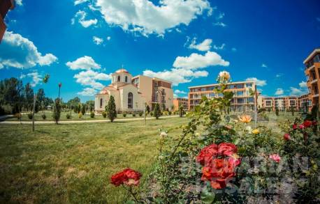 Компактен апартамент недалеч от морето - Снимка 12