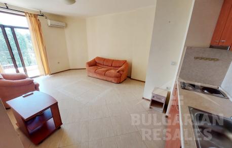 Голяма площ, апартамент в комплекс Palazzo - Снимка 2