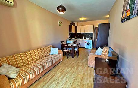 Апартамент с директен достъп до плувния басейн в „Panorama Bay 1“ - Снимка 4