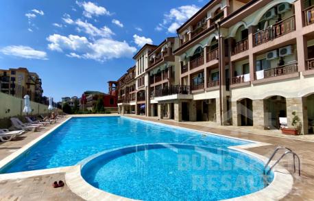 Студио на средния етаж с ниска такса за поддръжка - Снимка 1