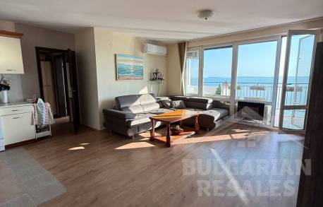 Hurry up and buy! Apartment with modern renovation and beautiful views - Photo 2