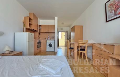 Добра цена! Обзаведена студия до басейна - Снимка 8