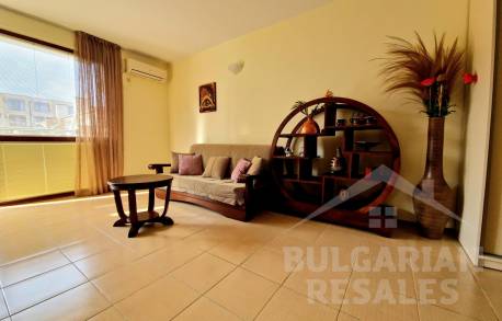 Имот в тих район на курорта - Снимка 2