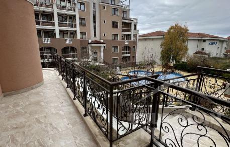 Ekskluzywny apartament z 2 sypialniami w kompleksie Phoenix w Sveti Vlas - Фото15