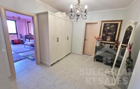 Priestranný a moderný apartmán pre veľkú rodinu - Фото19