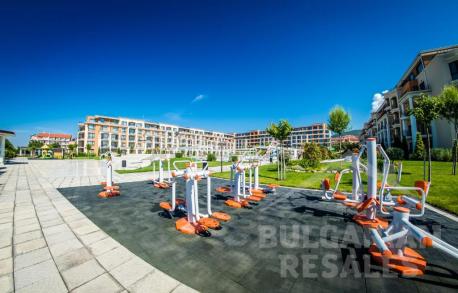 Първа линия! Апартамент с 1 спалня в комплекс „Premier Fort Beach“ - Снимка 13