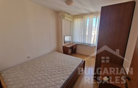 Изгодна оферта! Три спални, голяма тераса, комплекс на първа линия! - Снимка 12