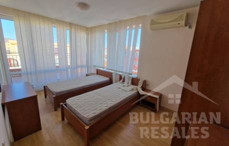 Изгодна оферта! Три спални, голяма тераса, комплекс на първа линия! - Снимка 10