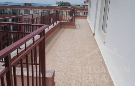 Многостаен апартамент на морето на приятна цена - Снимка 6