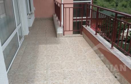 Многостаен апартамент на морето на приятна цена - Снимка 7