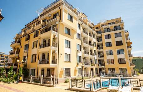 Уютни апартаменти в семеен комплекс - Снимка 9