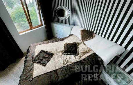 Първата линия край морето! Апартамент с модерен ремонт и обзавеждане - Снимка 10