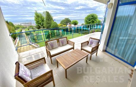 Апартамент с няколко спални на крачка от яхтеното пристанище - Снимка 8