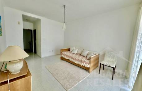 Апартамент с няколко спални на крачка от яхтеното пристанище - Снимка 22