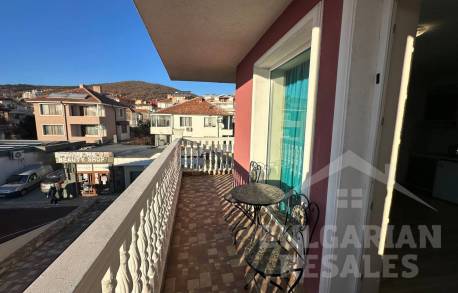 Apartment in the heart of Sveti Vlas, sea view - Photo 3