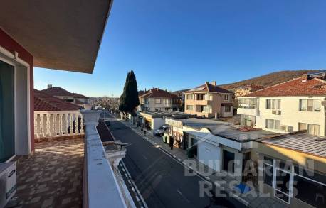 Apartment in the heart of Sveti Vlas, sea view - Photo 4