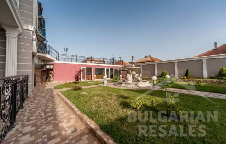 Apartment in the heart of Sveti Vlas, sea view - Photo 10