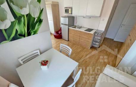 Студио в модерен комплекс с красива територия - Снимка 4