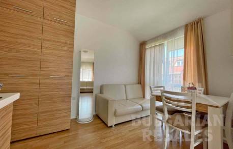 Студио в модерен комплекс с красива територия - Снимка 5