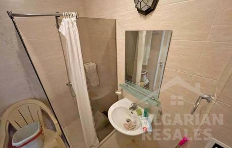 Студио в модерен комплекс с красива територия - Снимка 10