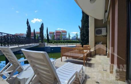 Apartment with pool access, “Romance Paris” complex - Photo 9