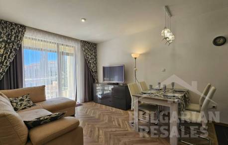 Apartment with pool access, “Romance Paris” complex - Photo 5