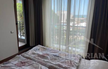 Prvá línia, priestranný apartmán na bývanie a oddych, Pomorie - Фото9