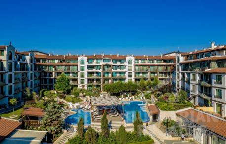 Prvá línia, priestranný apartmán na bývanie a oddych, Pomorie - Фото17