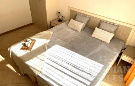 Svetlý zariadený byt v obľúbenom komplexe - Фото2