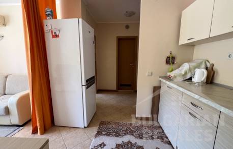 Mieszkanie z widokiem na basen, kompleks „Royal Sun”, Słoneczny Brzeg - Фото3