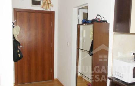 Апартамент с просторни стаи на 200 метра от плажа - Снимка 3