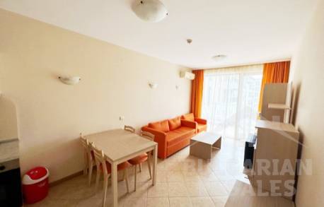 Apartment in a prestigious complex with three swimming pools - Photo 4