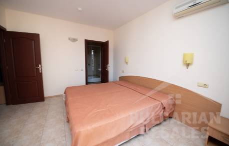 Супер отстъпка! Три стаи на 300 метра от плажа, развита зона - Снимка 11