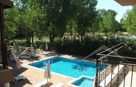 Супер вариант за живеене и почивка! Голямо студио - Снимка 1