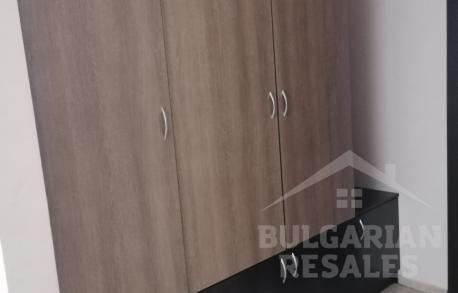 Супер вариант за живеене и почивка! Голямо студио - Снимка 5